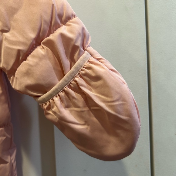 Old Navy Pink and White Snowsuit with Built in Mittens - Picture 4 of 6